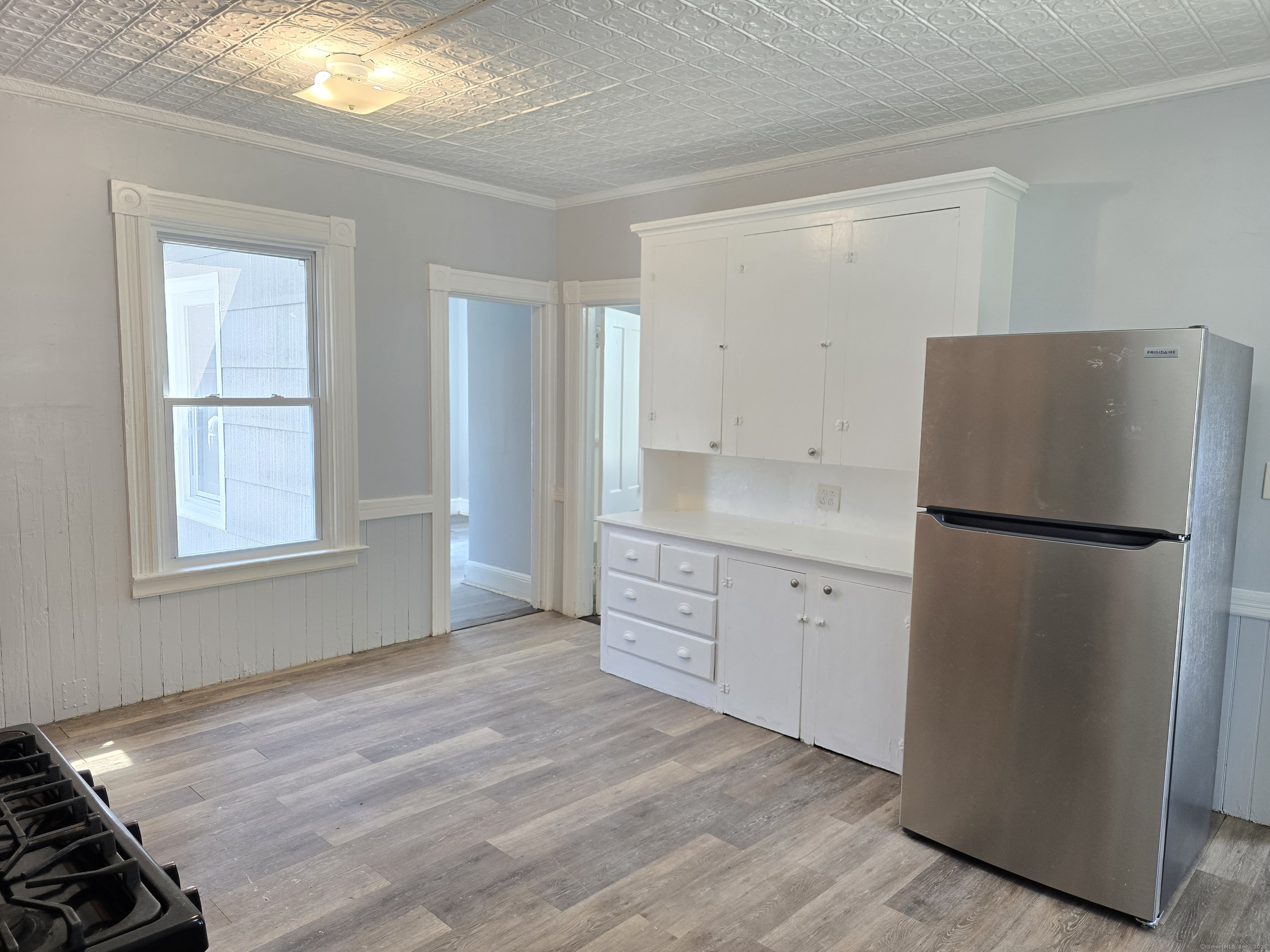 East Hartford, Connecticut 06108, United States, 4 Bedrooms Bedrooms, ,2 BathroomsBathrooms,Residential,Pending,172699