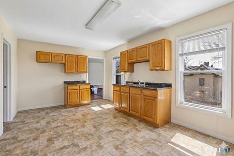 Tiny photo for 8 Pleasant Street, Danbury, CT 06810 (MLS # 24164790)