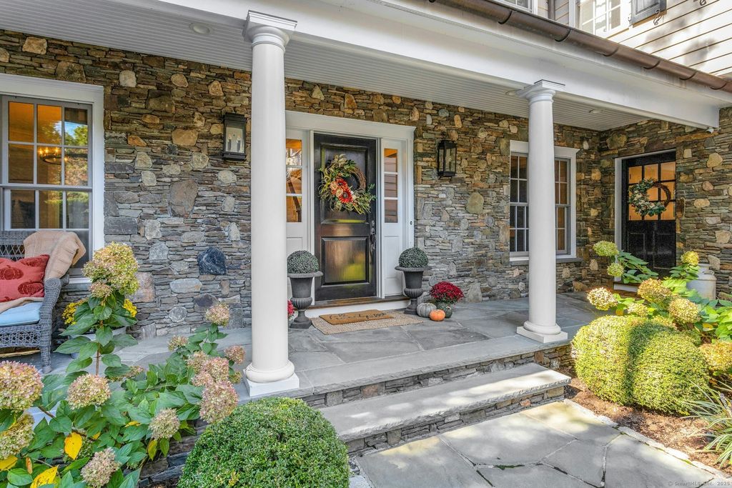 Photo of 93 Mansfield Avenue, Darien, CT 06820 (MLS # 24131313)