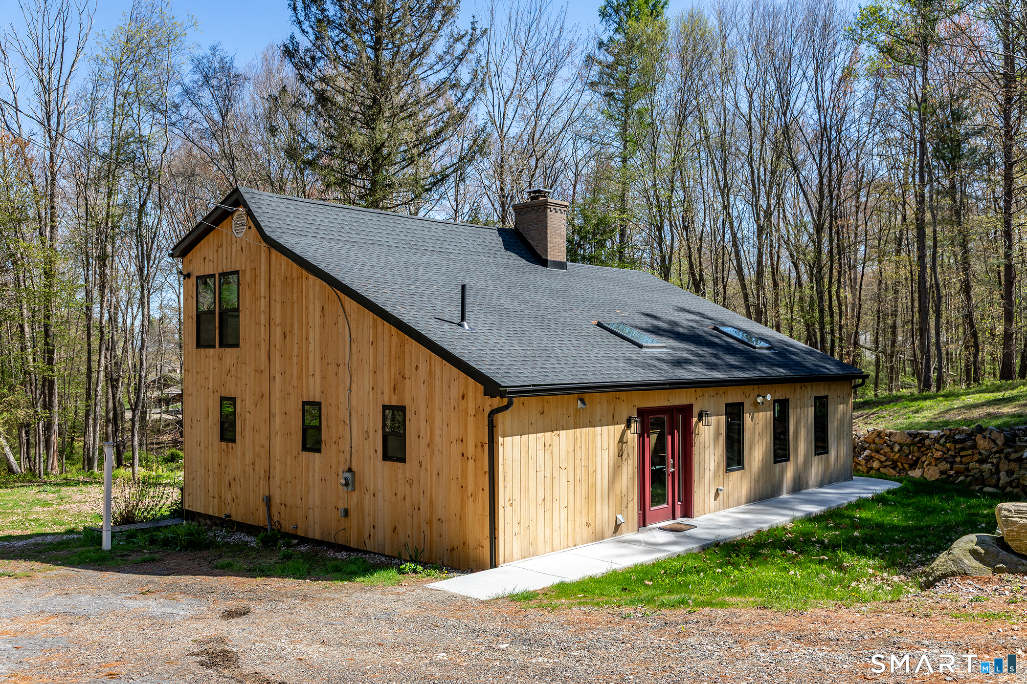 72 Hickory Hill Road