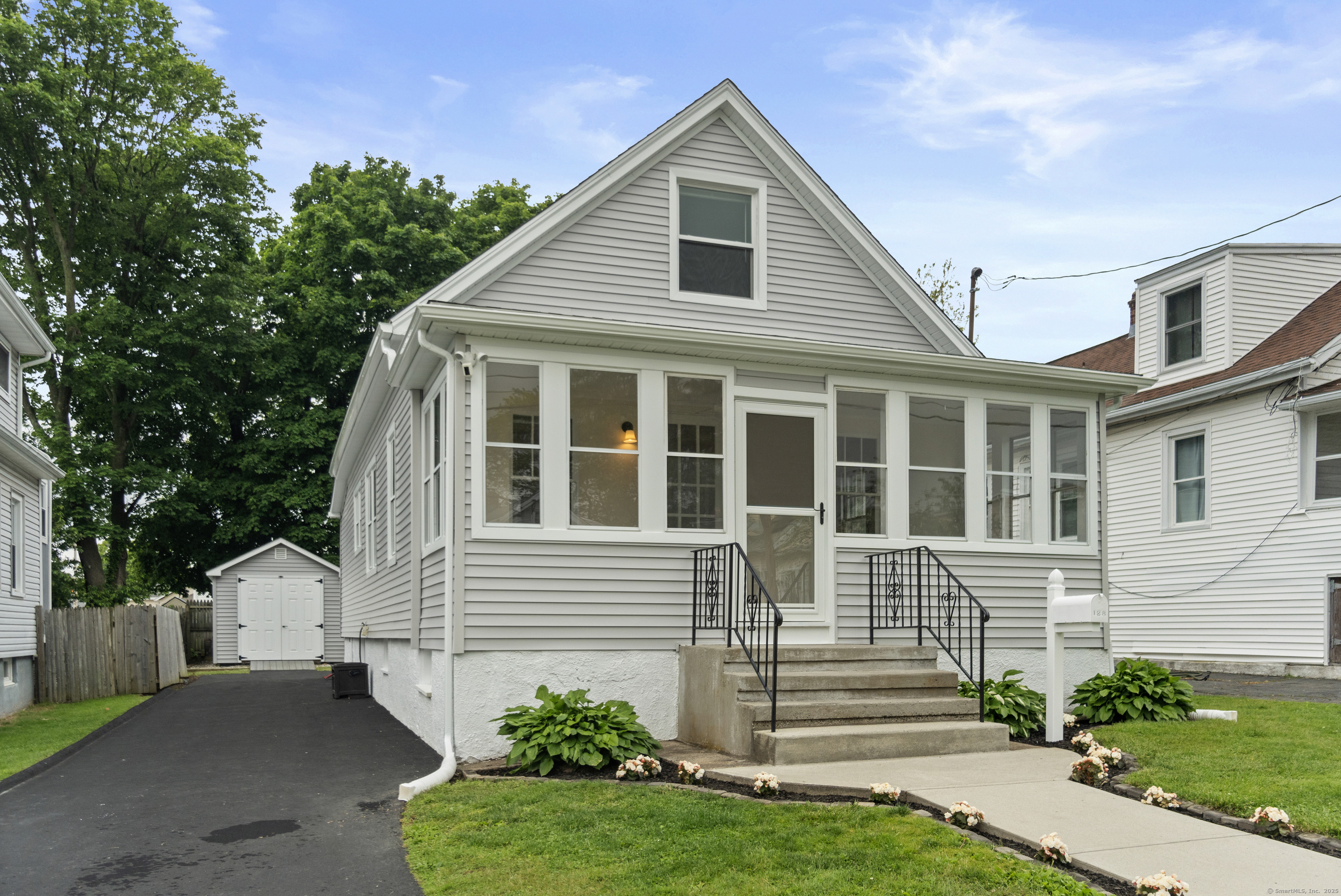 128 Grove Place, West Haven, Connecticut image 3