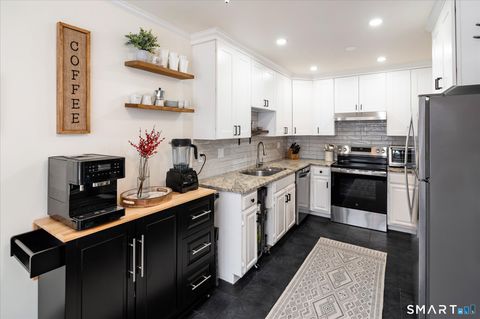 Tiny photo for 115 Fawn Ridge Lane #115, Norwalk, CT 06851 (MLS # 24147211)