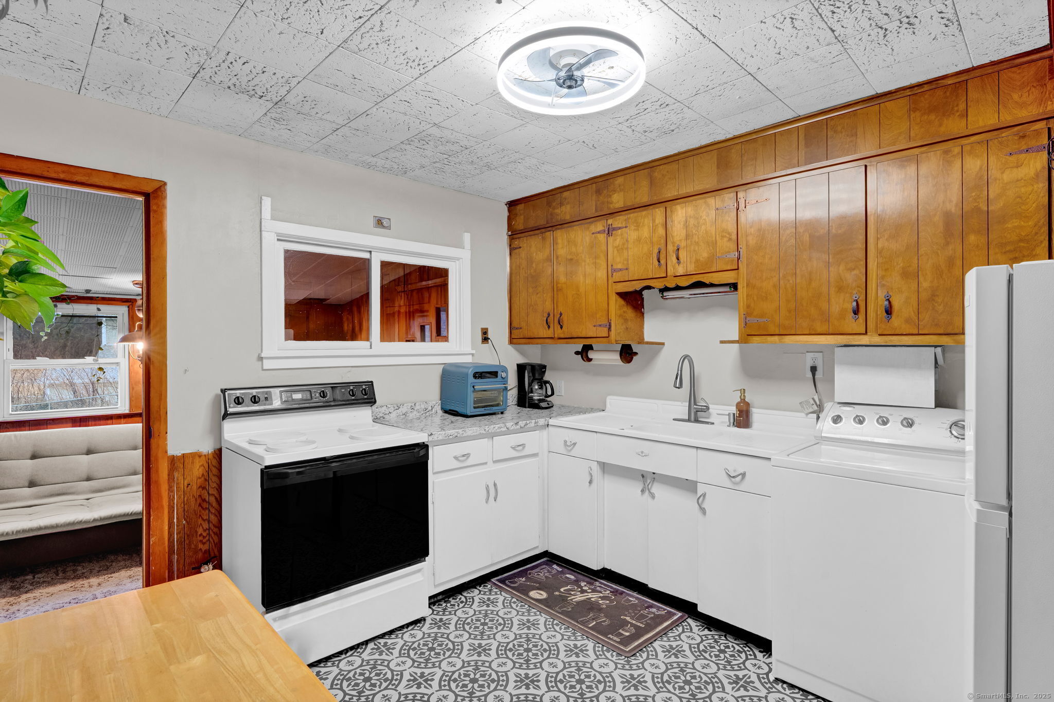 17 Norwich Lane, East Hartford, Connecticut image 15