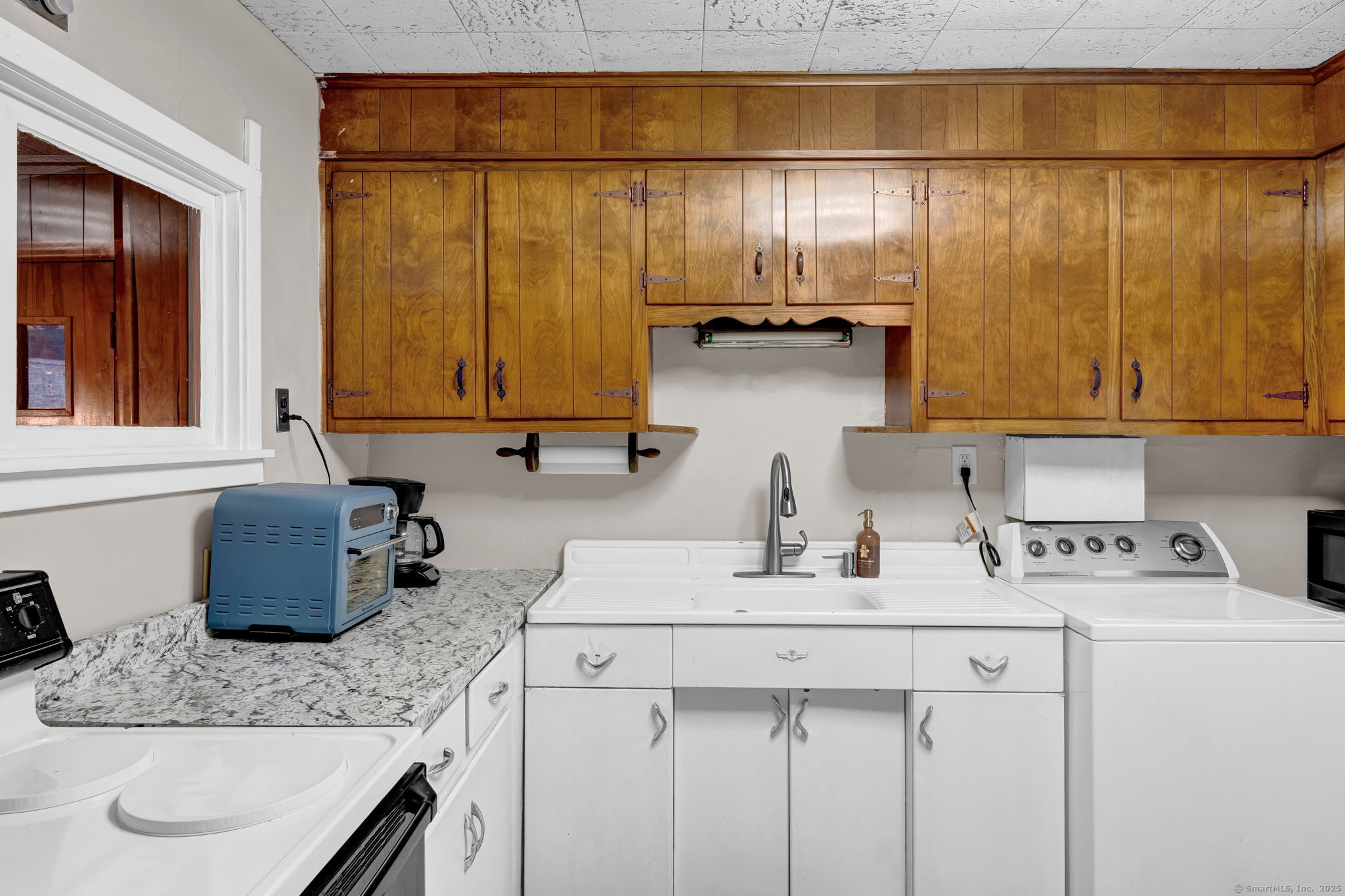 17 Norwich Lane, East Hartford, Connecticut image 16