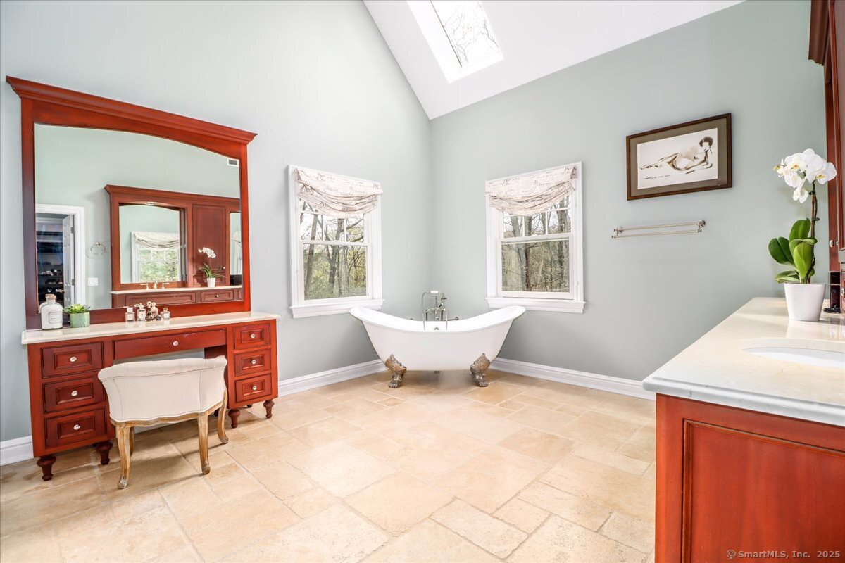 72 Cannon Road, Wilton, Connecticut image 14