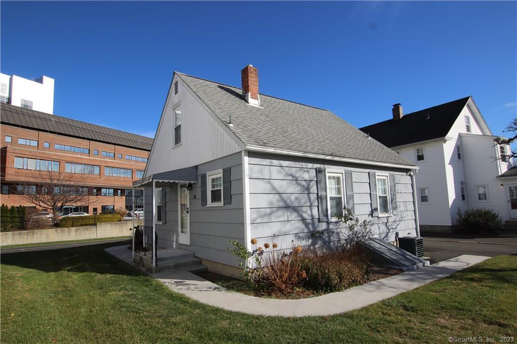 78 1/2 Locust Avenue, Danbury, Connecticut image 3