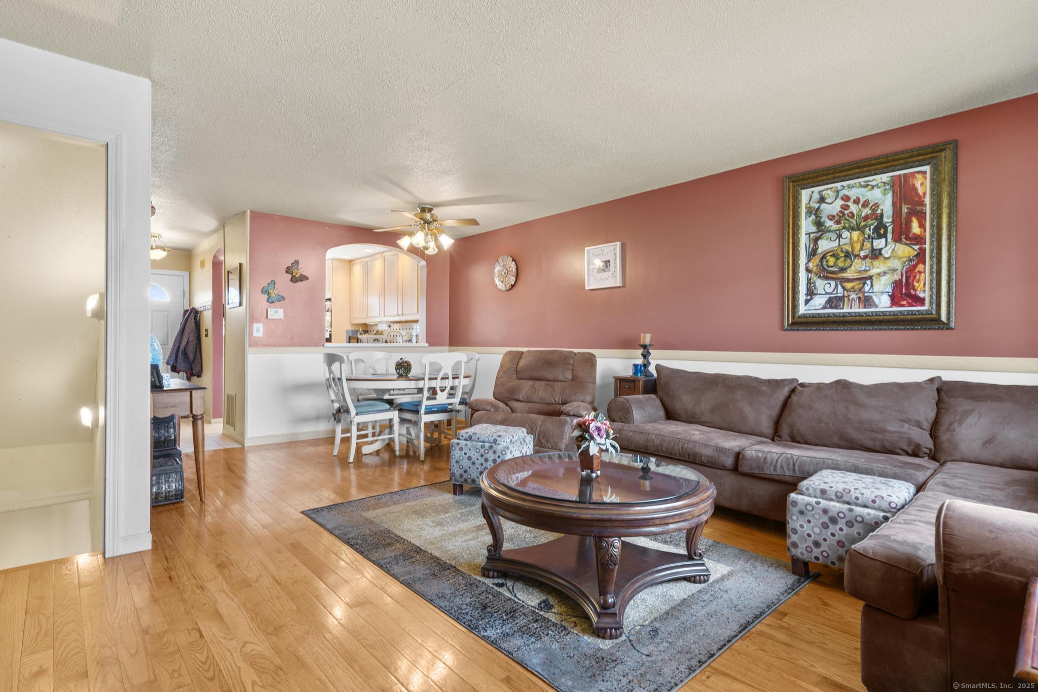 215 Monticello Drive #215, Branford, Connecticut image 12