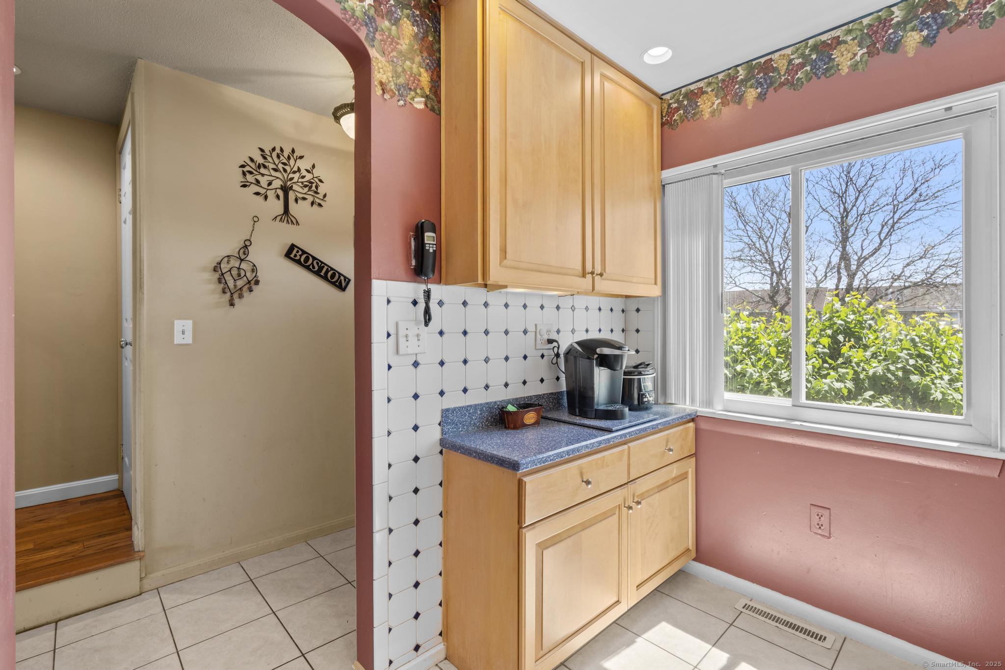 215 Monticello Drive #215, Branford, Connecticut image 8