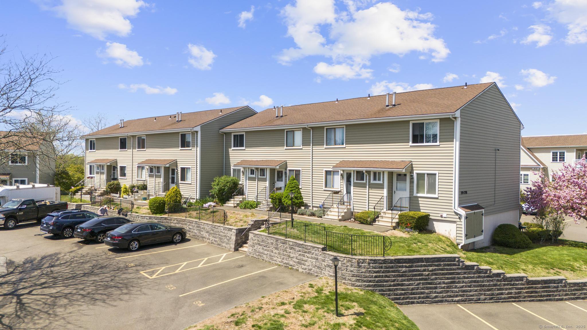 215 Monticello Drive #215, Branford, Connecticut image 31