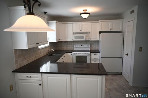 Tiny photo for 922 Heritage Village #B, Southbury, CT 06488 (MLS # 24156800)