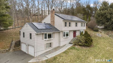 Photo of 32 Macmath Drive, Trumbull, CT 06611 (MLS # 24162091)