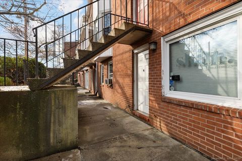 Tiny photo for 908 State Street #5, New Haven, CT 06511 (MLS # 24144145)