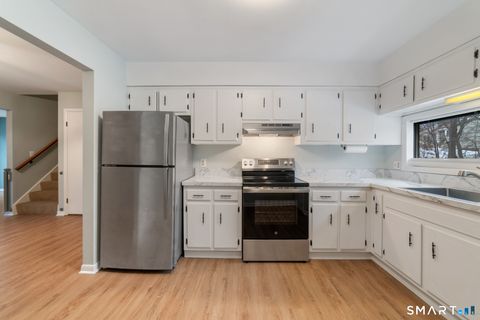 Tiny photo for 58 Currier Place #58, Cheshire, CT 06410 (MLS # 24155328)