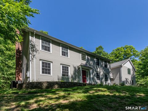 Homes For Sale - 3 Weldon Court<br/> Litchfield County, Goshen, CT 06756