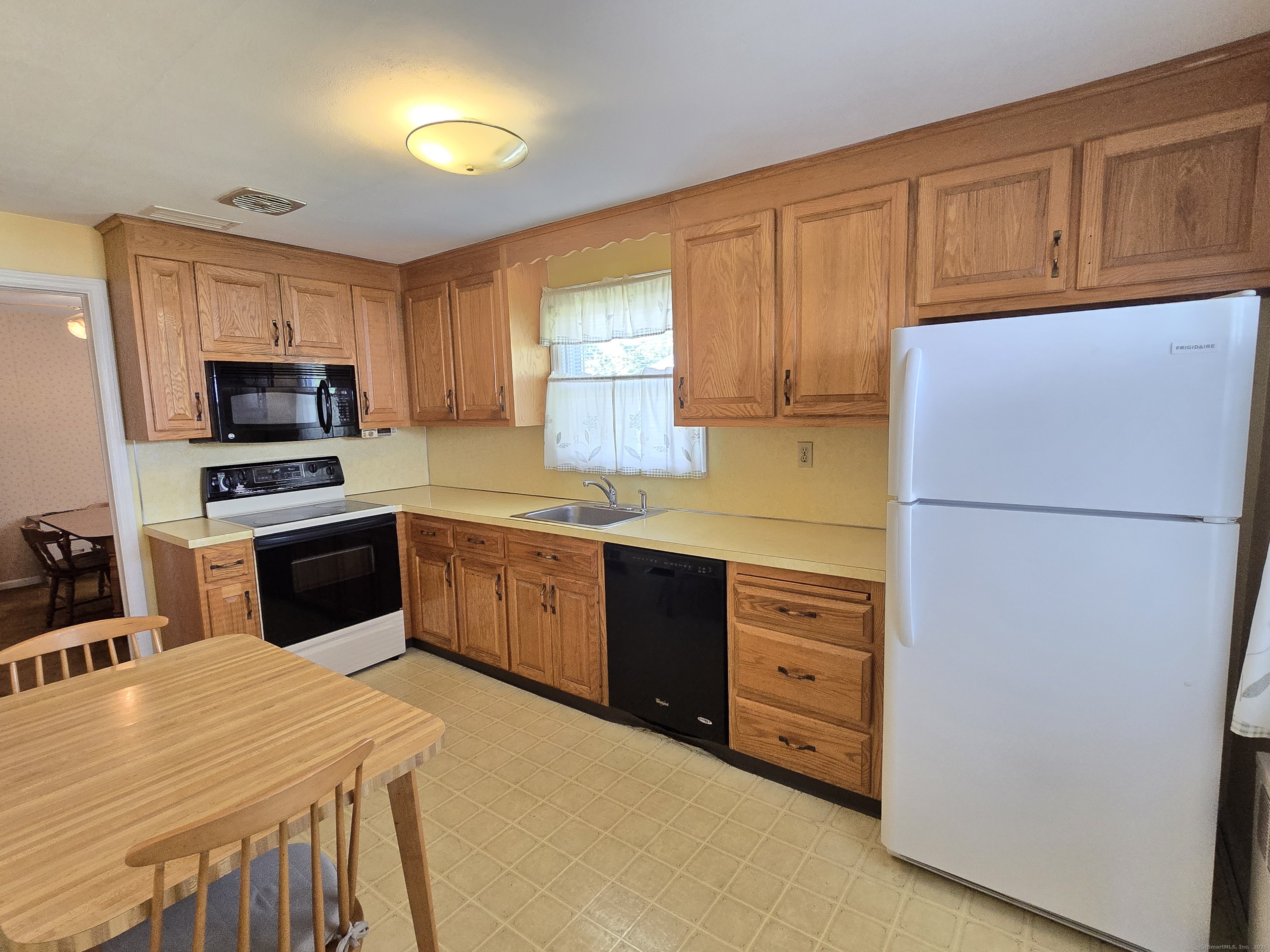 94 Lydall Road