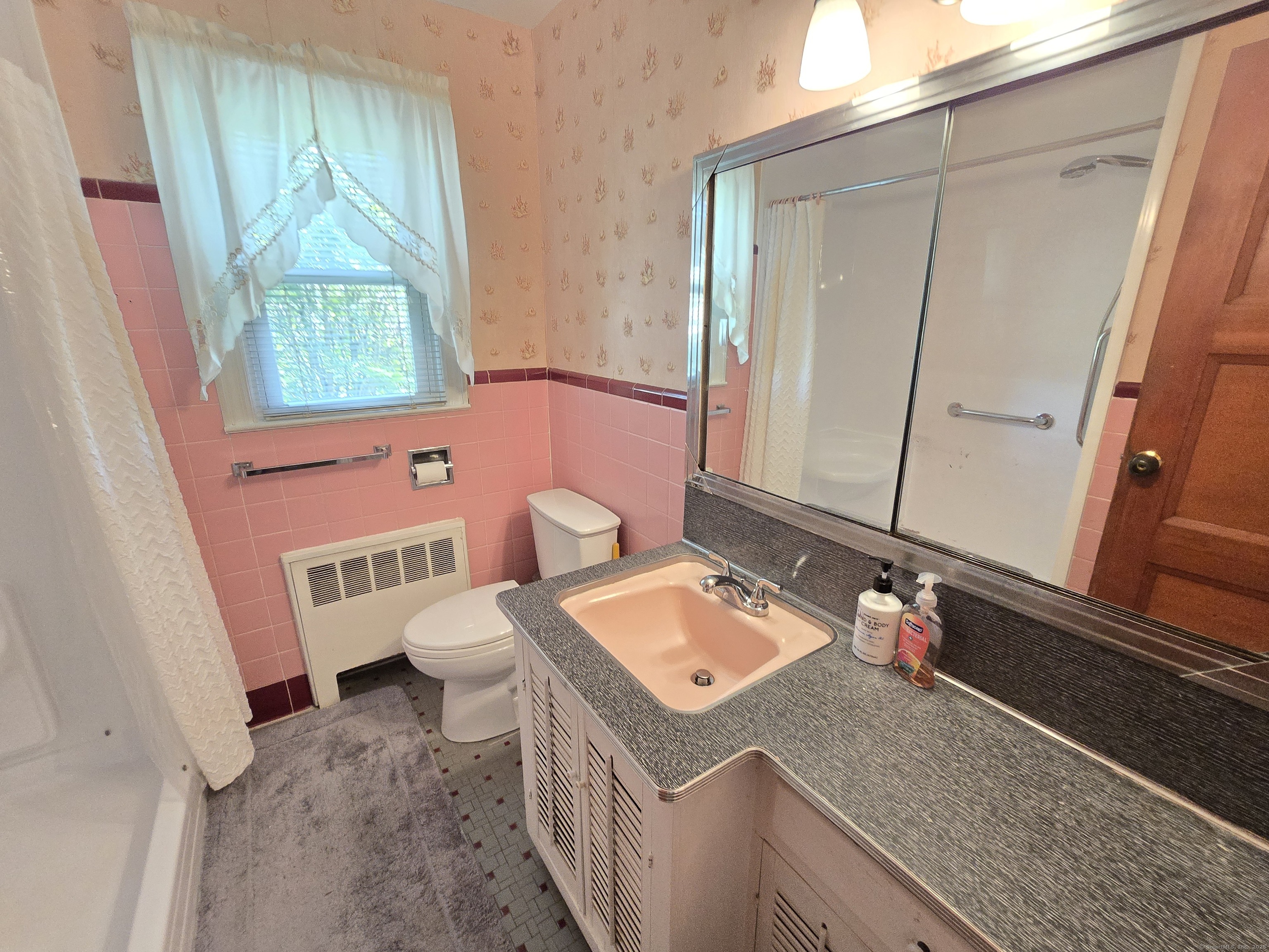 East Hartford, Connecticut 06118, United States, 2 Bedrooms Bedrooms, ,2 BathroomsBathrooms,Residential,Coming Soon,175601