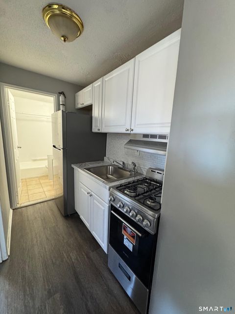 Multifamily For Rent - 129 Black Rock Avenue #24<br/> Bridgeport, CT 06605