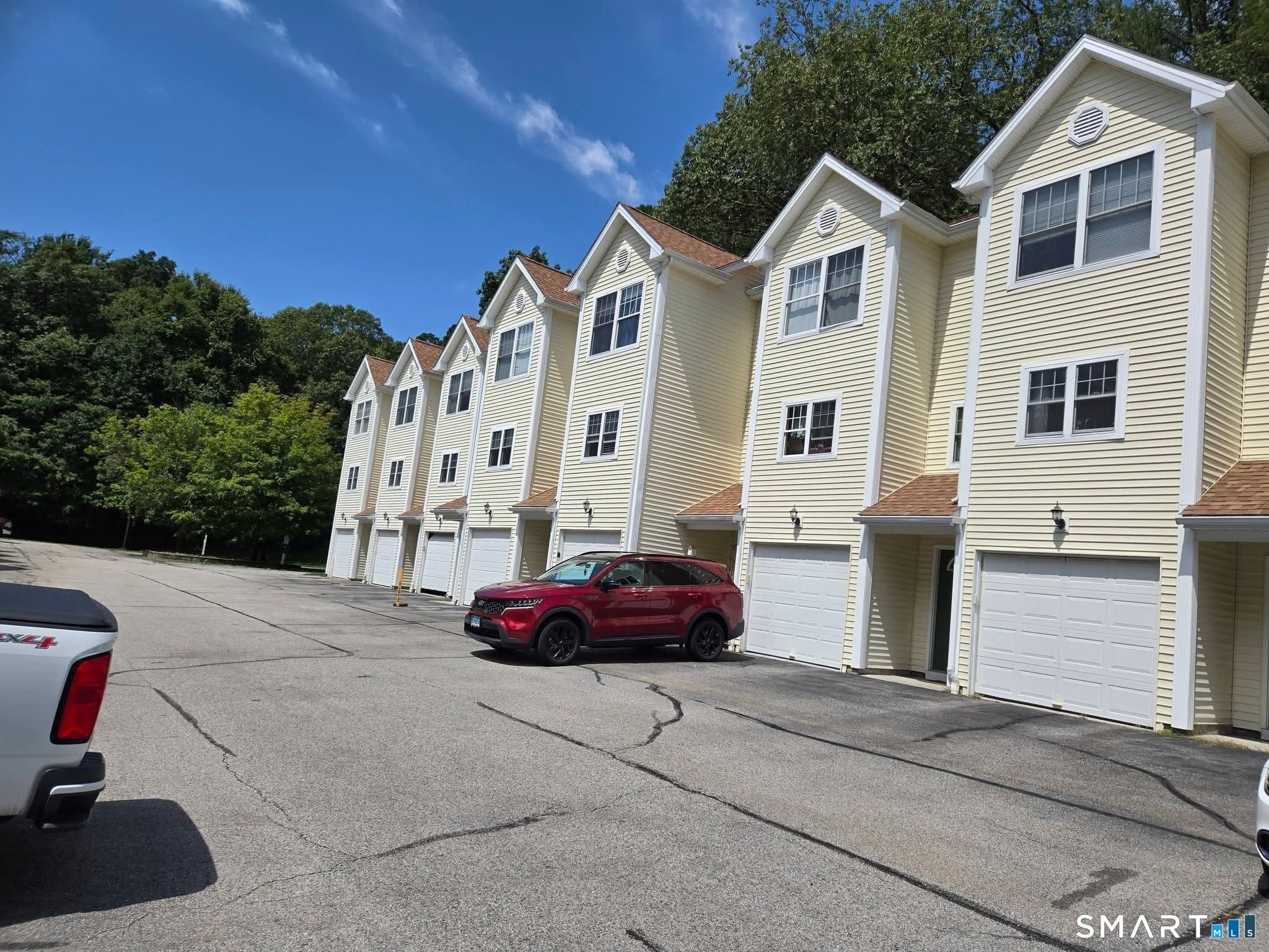527 West Thames Street 61