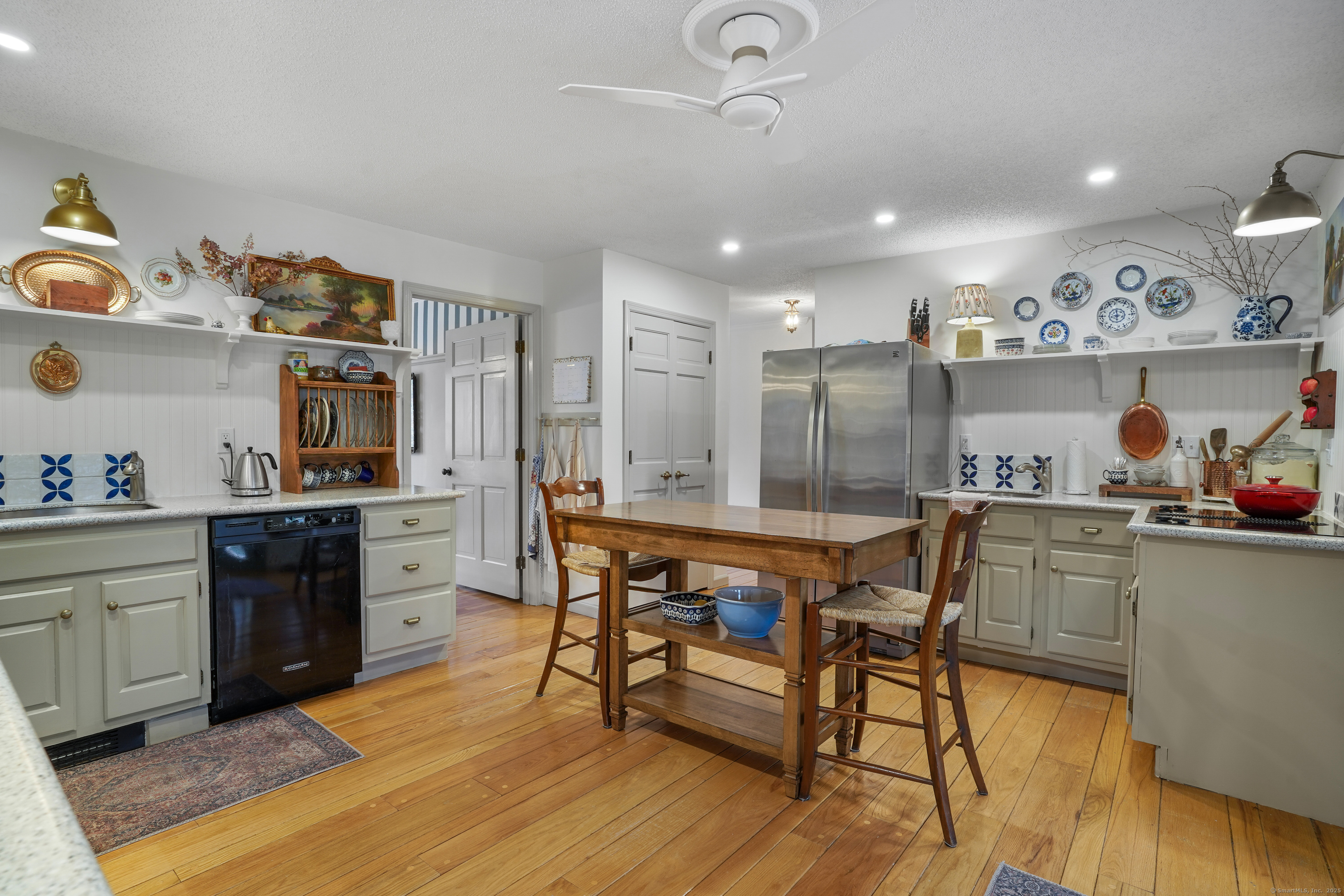 16 Kristy Drive, Bethel, Connecticut image 5