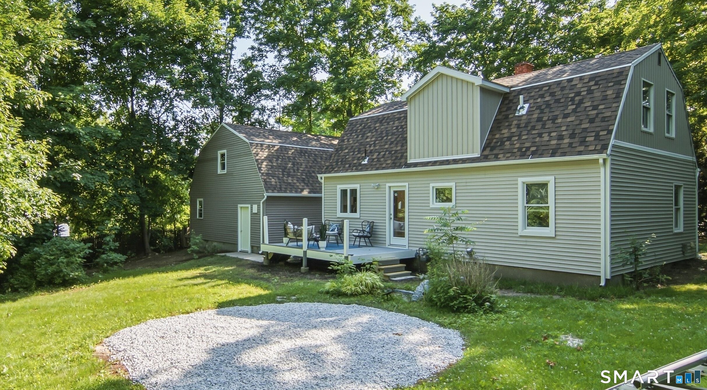 16 Deepwood Drive