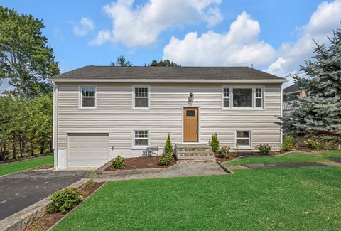 39 Cambridge Drive Greenwich CT 06831