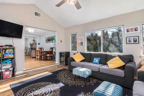 Tiny photo for 5 Palmer Circle, Cromwell, CT 06416 (MLS # 24142455)