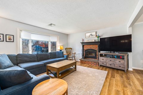 Tiny photo for 5 Palmer Circle, Cromwell, CT 06416 (MLS # 24142455)