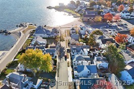 Blackall Road 1, Milford, Connecticut - 2 Bedrooms  
1 Bathrooms  
4 Rooms - 