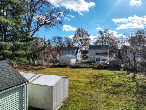 A home in Newington