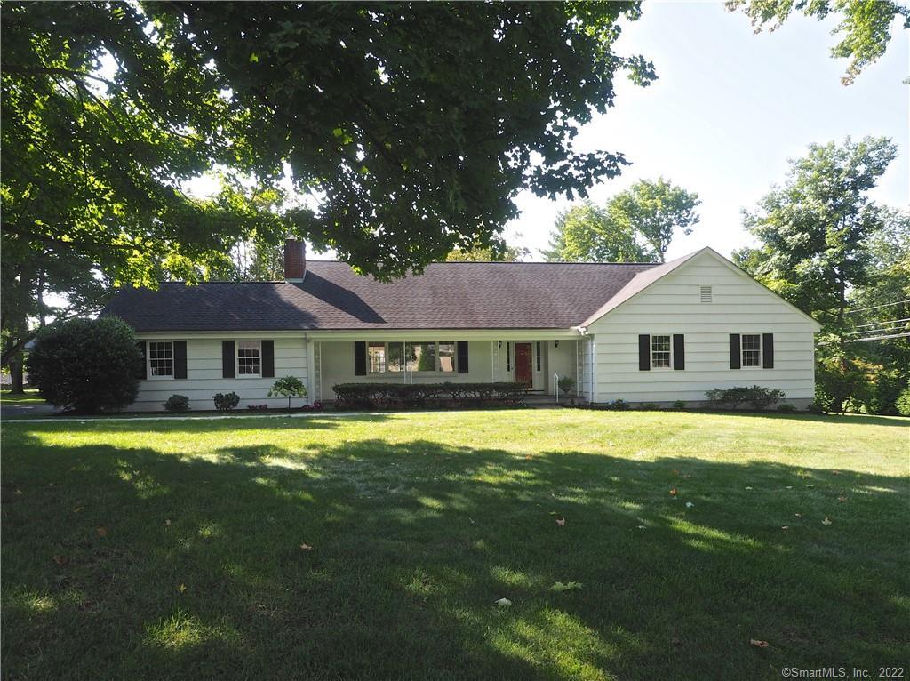 Rental Property at Stanton Road, Darien, Connecticut - Bedrooms: 5 
Bathrooms: 4 
Rooms: 9  - $9,750 MO.