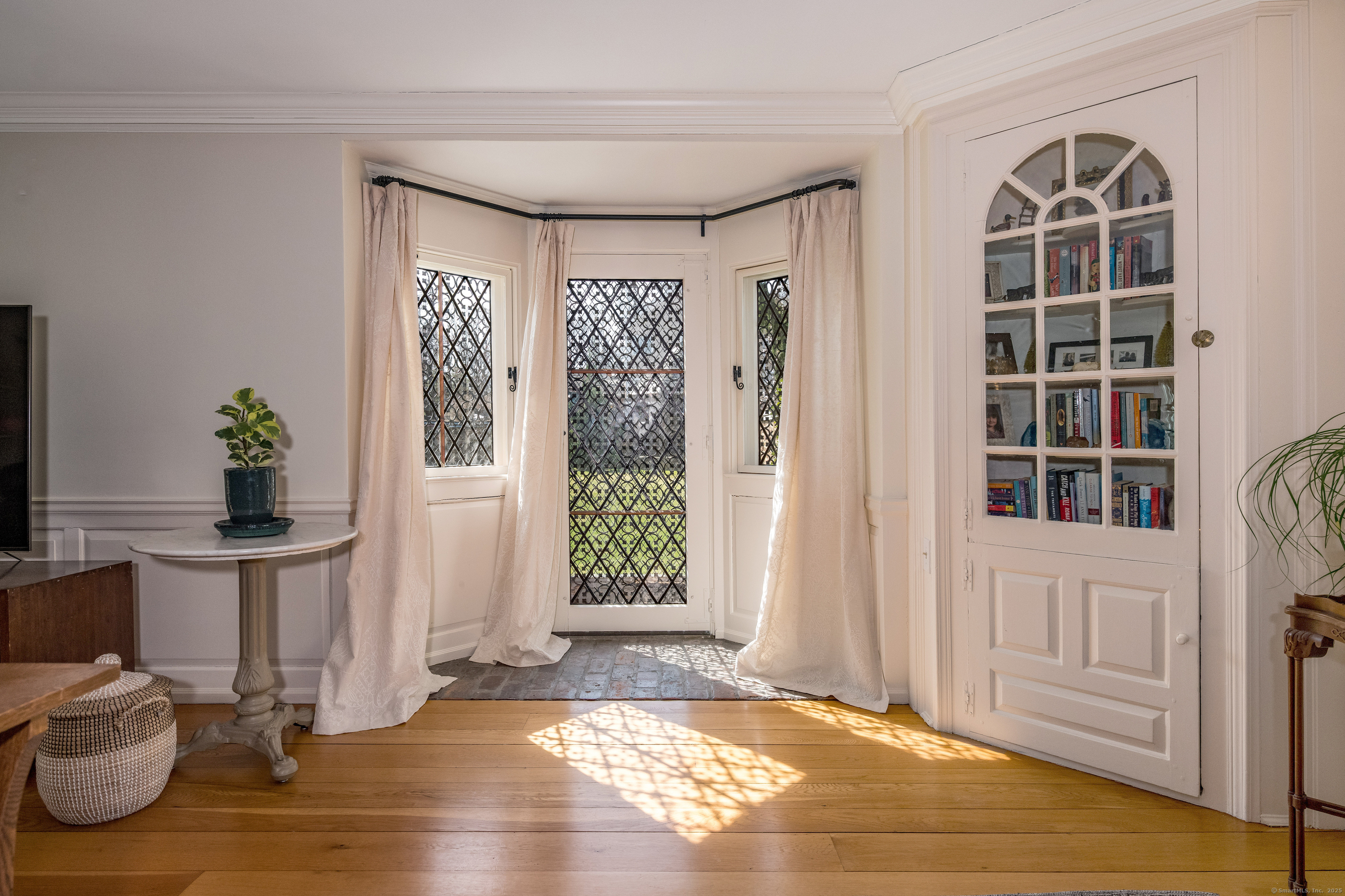 8 Bassette Lane, West Hartford, Connecticut image 13