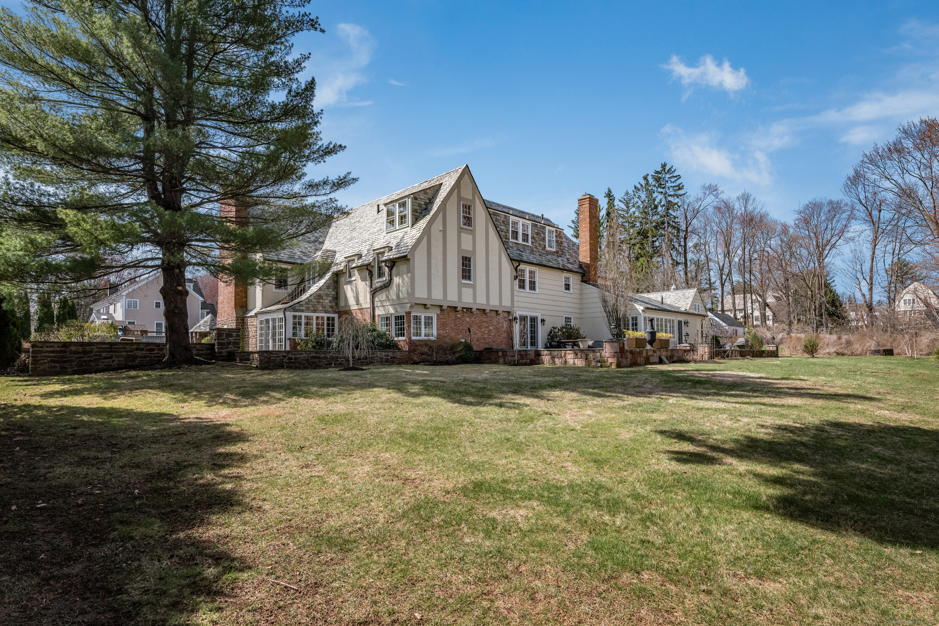 8 Bassette Lane, West Hartford, Connecticut image 36
