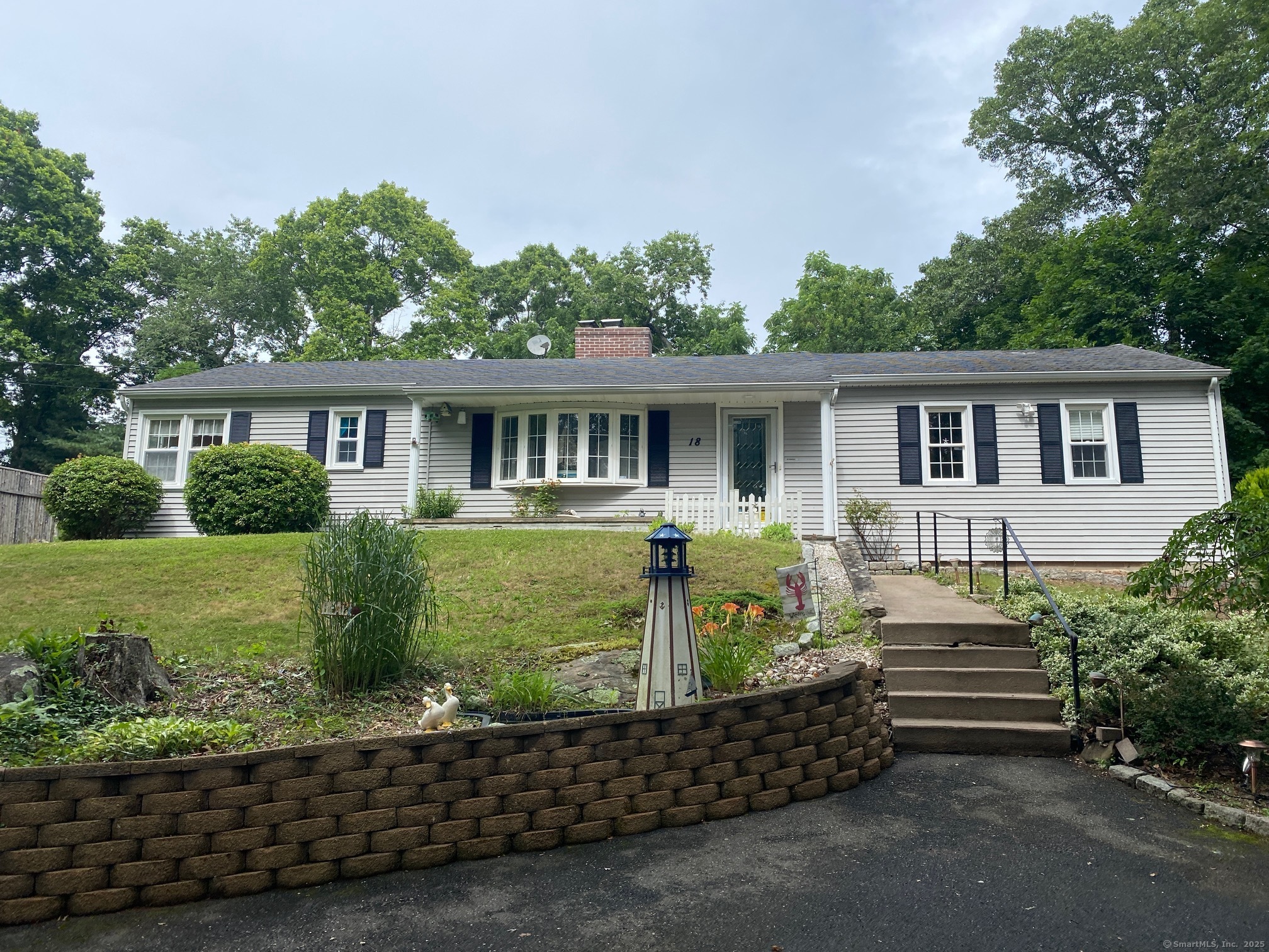 18 Beach Park Road