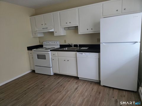 Photo of 100 Hickory Street #H, Norwich, CT 06360 (MLS # 24149510)