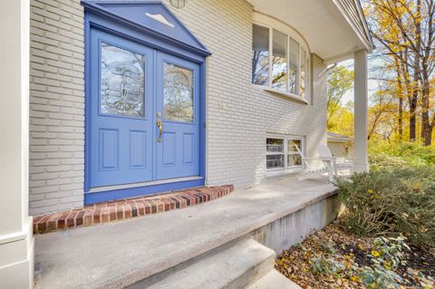 Tiny photo for 54 Coachlamp Lane, Guilford, CT 06437 (MLS # 24134110)