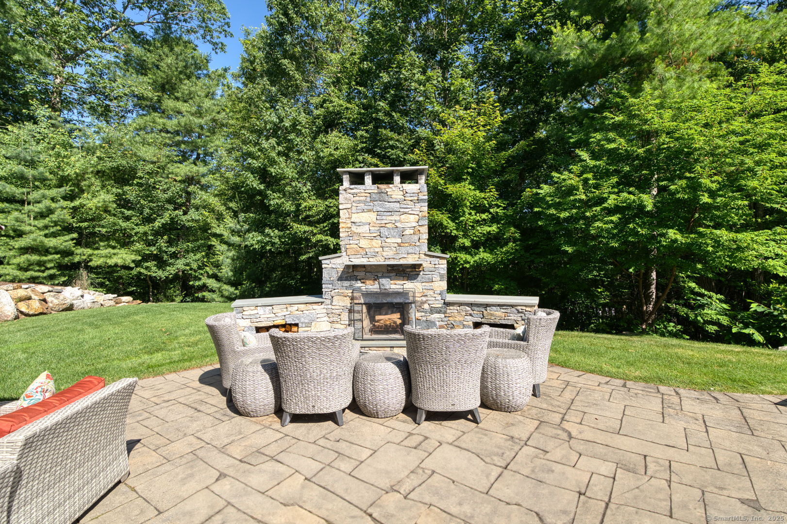 49 Jonathan Trail