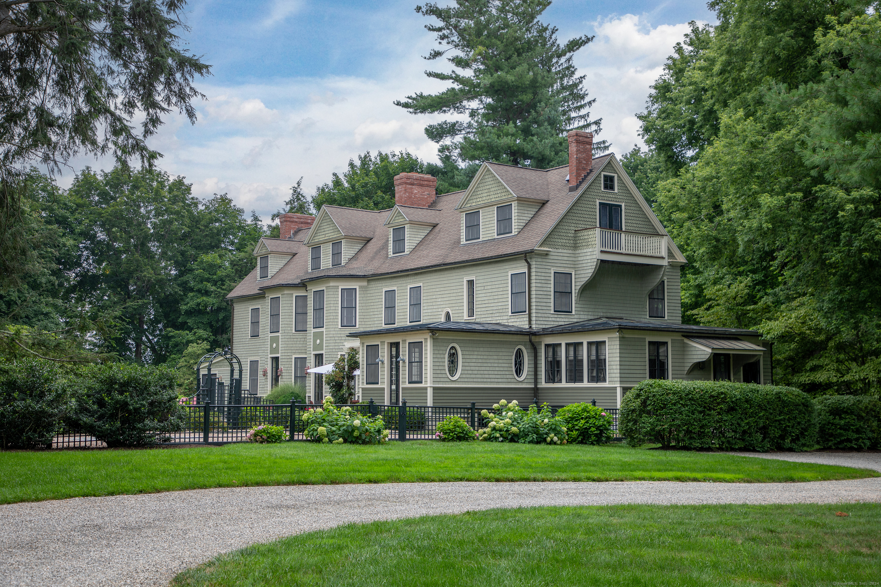 Property for Sale at Hilltop Road, Sharon, Connecticut - Bedrooms: 7 
Bathrooms: 5 
Rooms: 13  - $3,995,000