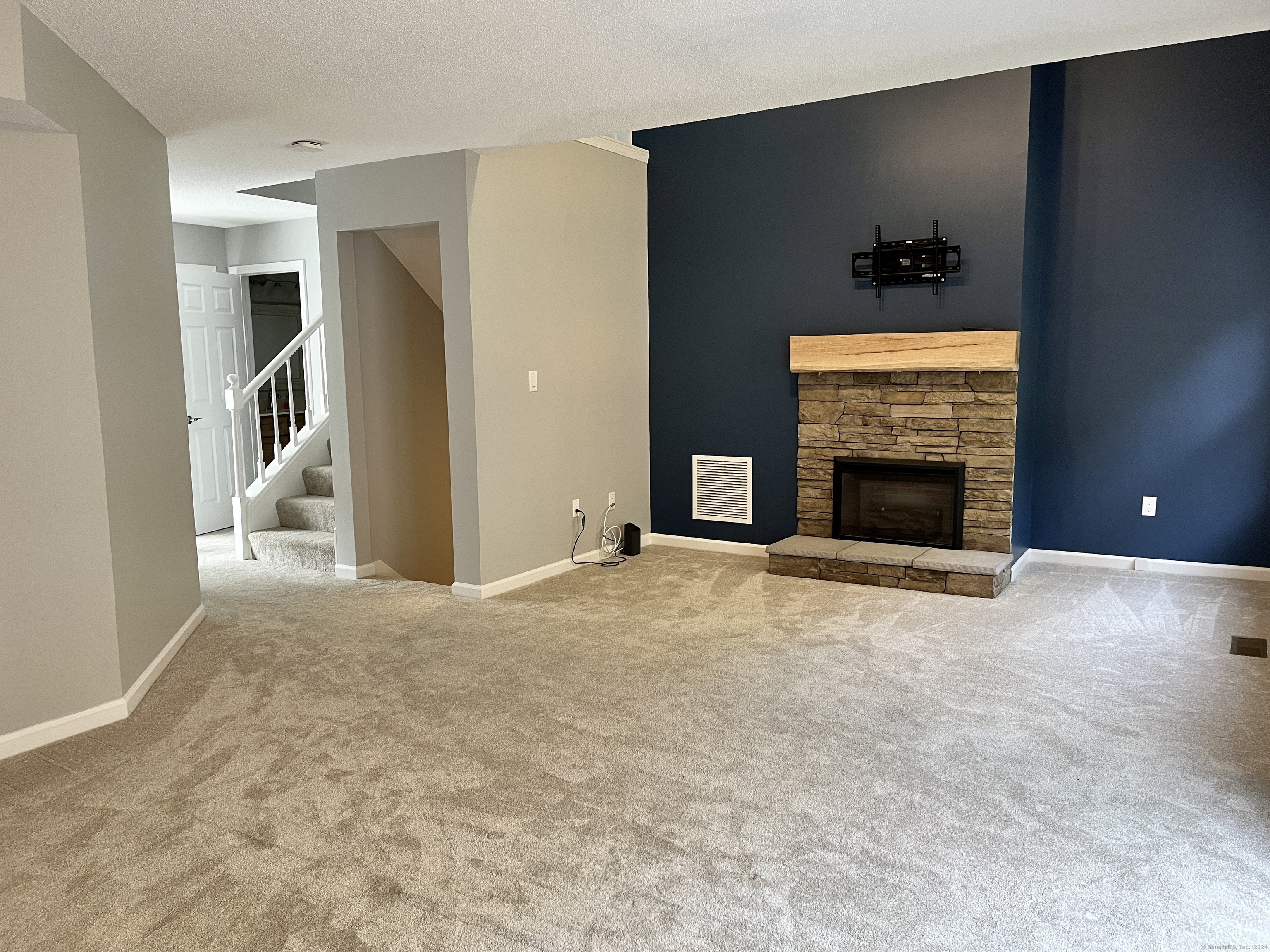 808 Fieldstone Court 808