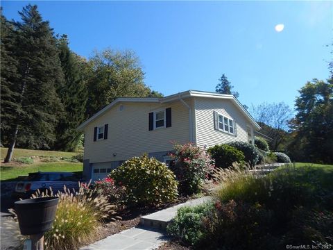 Tiny photo for 967 Derby Milford Road, Orange, CT 06477 (MLS # 24150719)