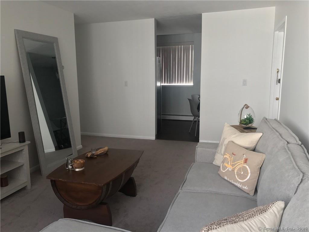 Rental Property at Van Zant Street A10, Norwalk, Connecticut - Bedrooms: 1 
Bathrooms: 1 
Rooms: 3  - $1,800 MO.