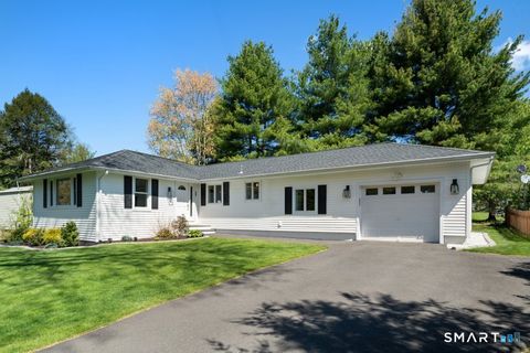 Photo of 34 Northern Trail, Southbury, CT 06488 (MLS # 24175684)