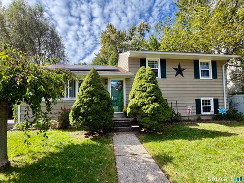 Photo of 32 Elliott Street, Meriden, CT 06451 (MLS # 24213197)