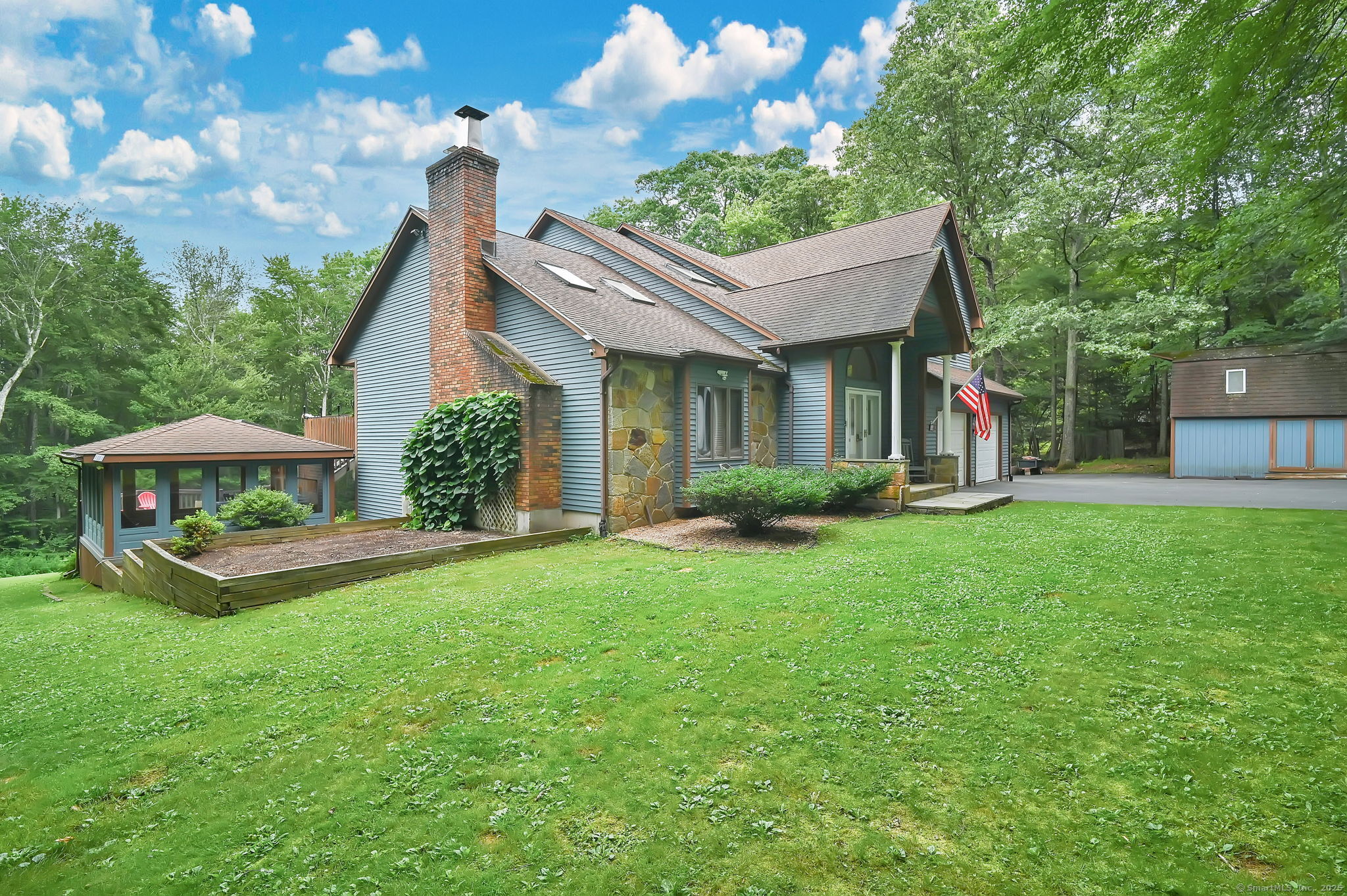 10 Silver Brook Lane