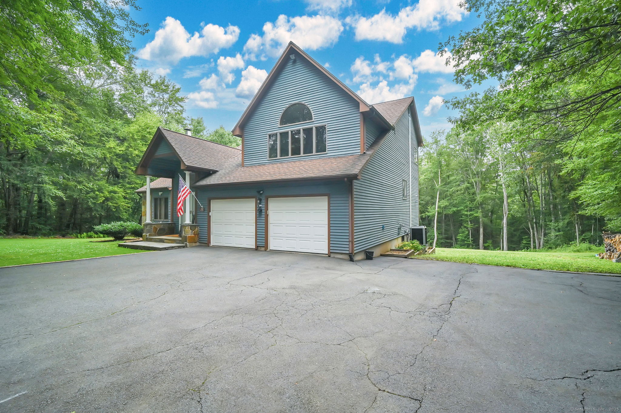 10 Silver Brook Lane