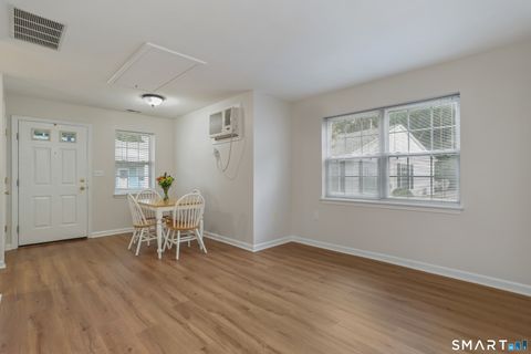 Tiny photo for 333 West Avenue #15, Milford, CT 06461 (MLS # 24183700)