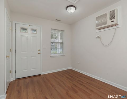 Tiny photo for 333 West Avenue #15, Milford, CT 06461 (MLS # 24183700)