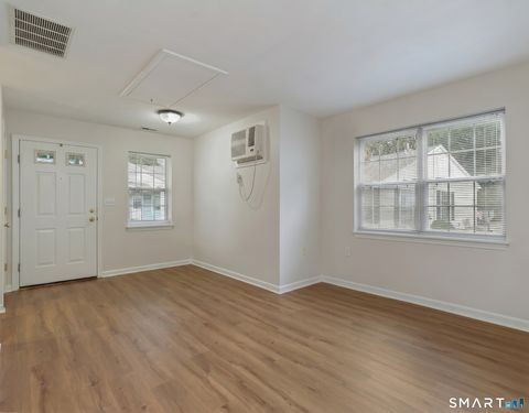 Tiny photo for 333 West Avenue #15, Milford, CT 06461 (MLS # 24183700)