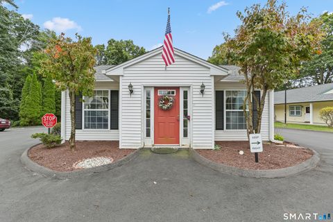 Tiny photo for 333 West Avenue #15, Milford, CT 06461 (MLS # 24183700)