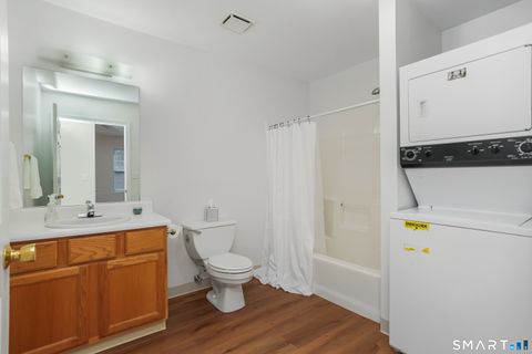 Tiny photo for 333 West Avenue #15, Milford, CT 06461 (MLS # 24183700)