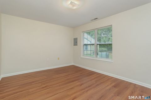 Tiny photo for 333 West Avenue #15, Milford, CT 06461 (MLS # 24183700)